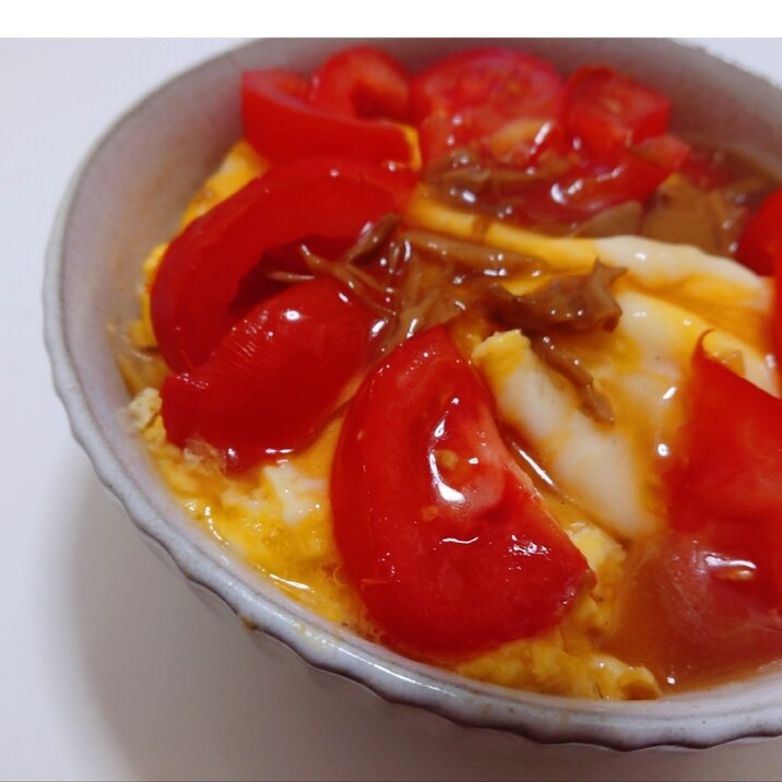 パスタソースで簡単、なんちゃってトマト天津飯